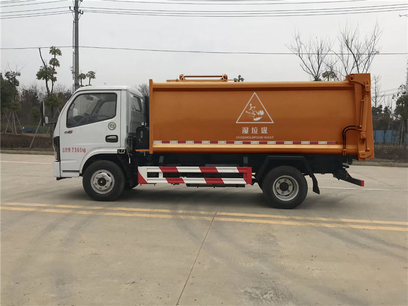 東風(fēng)掛桶垃圾車（4-5方國六）